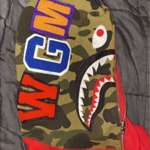 BAPE PULLOVER HOODIE FOR MEN